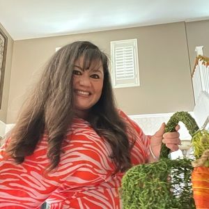 Meet your Posher, Adriana